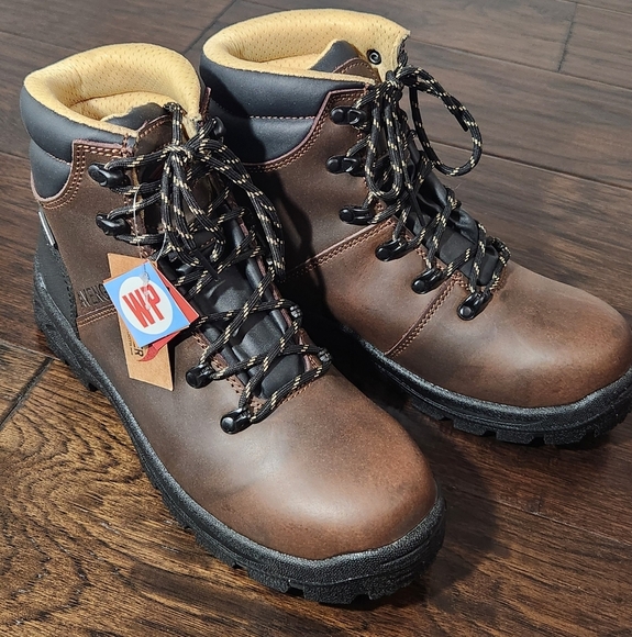 Men's Avenger 6" Steel Toe WP Work Boot A8225 builder ST. Size: 7.0 Med. - Picture 1 of 14